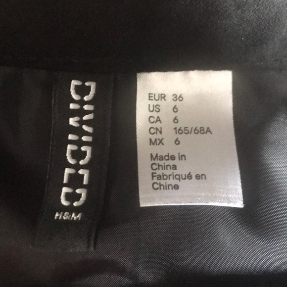 Black Velvet Skirt from Express - Picture 5 of 7